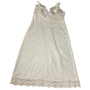 Vintage Lady Lynne white Lace Full Slip Dress Size M  Nylon Lingerie Pinup Style